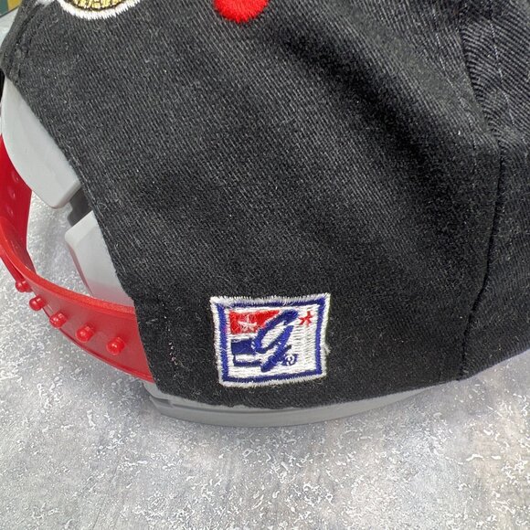 Vintage Ottawa Senators Snapback By The Game NHL - Picture 6 of 13